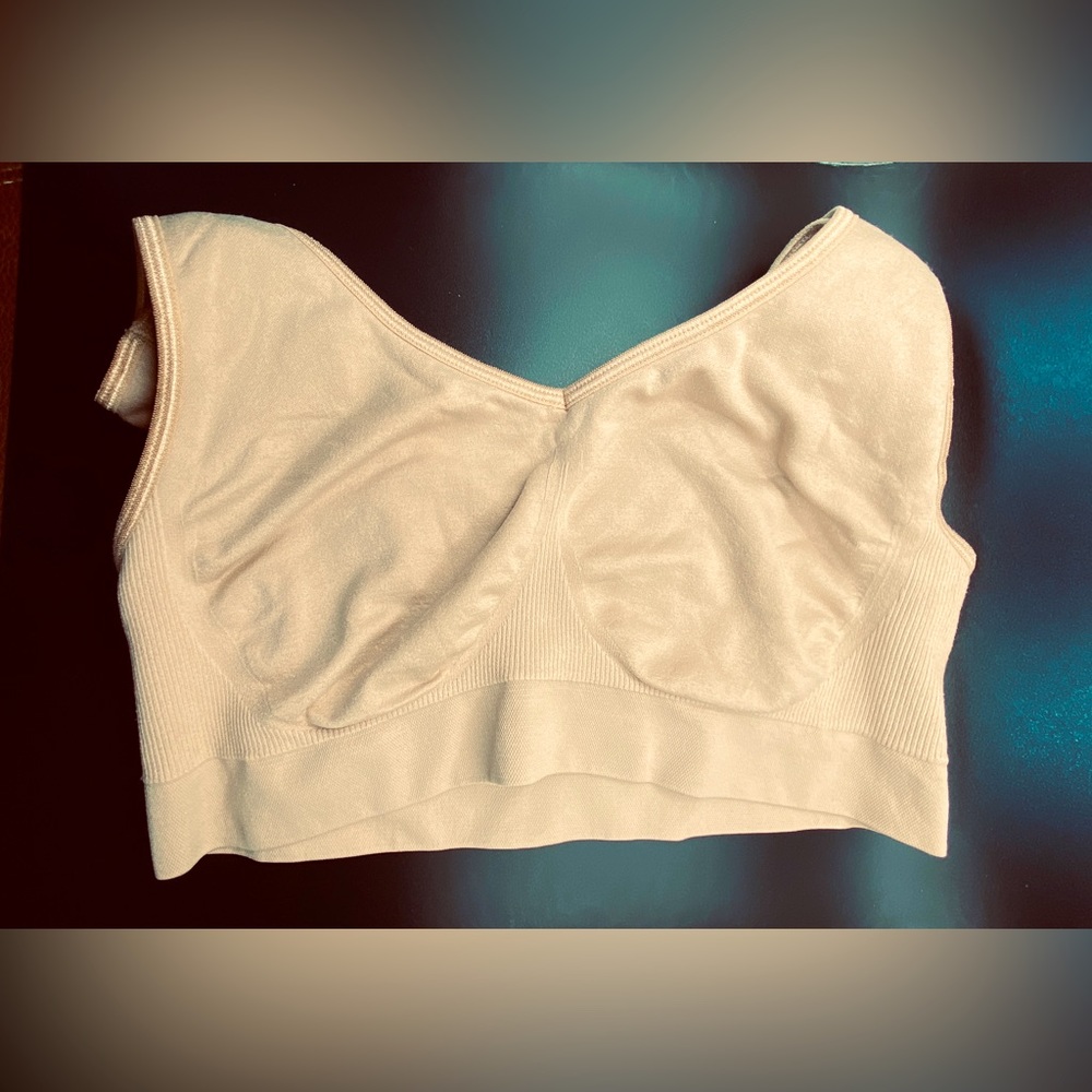 BALI One Smooth U Seamless Bralette | Size L | Beige (489)